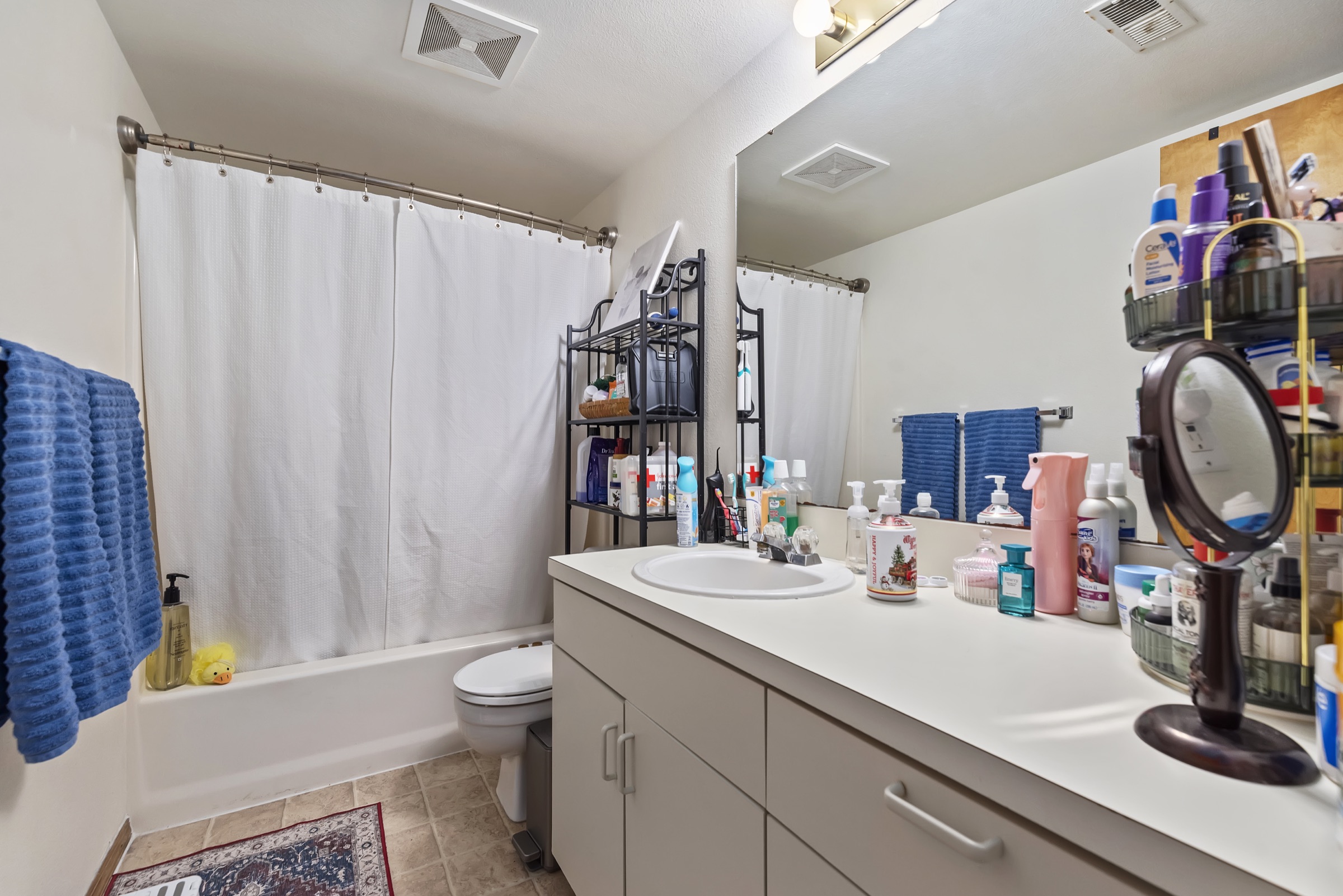 Summerset Park Apartments, interior